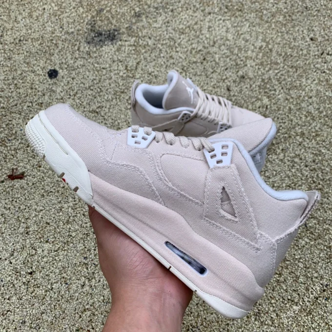 Air Jordan 4 WMNS 