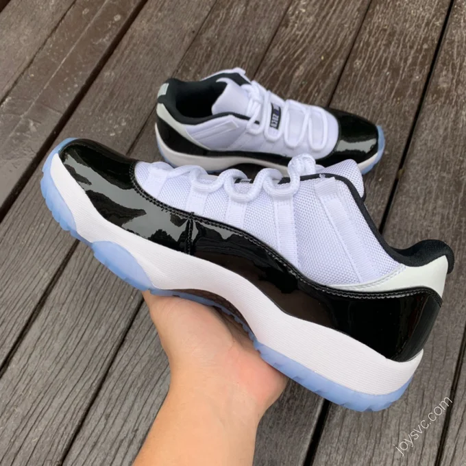 Air Jordan 11 Low 