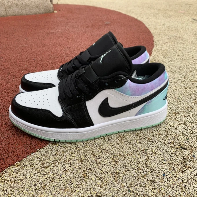 Air Jordan 1 Low Starry Sky Low-Top Sneaker DM1199-100