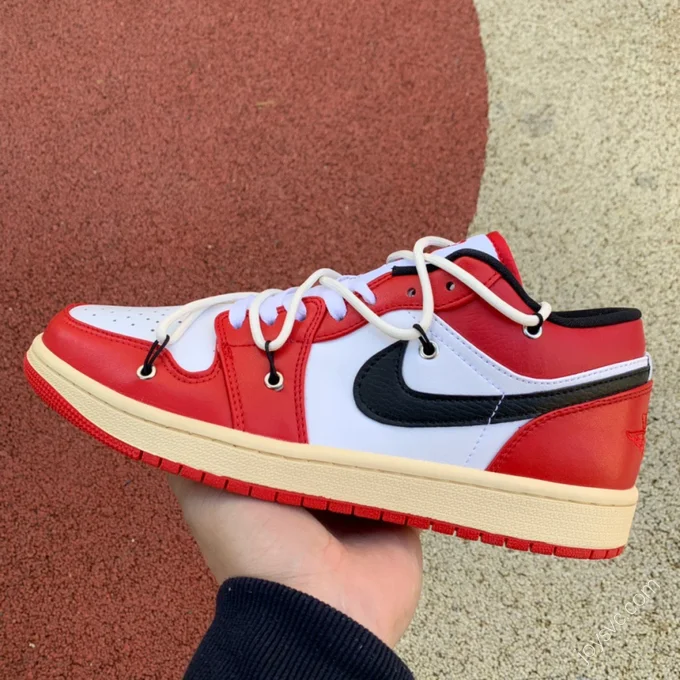 Air Jordan 1 Low 