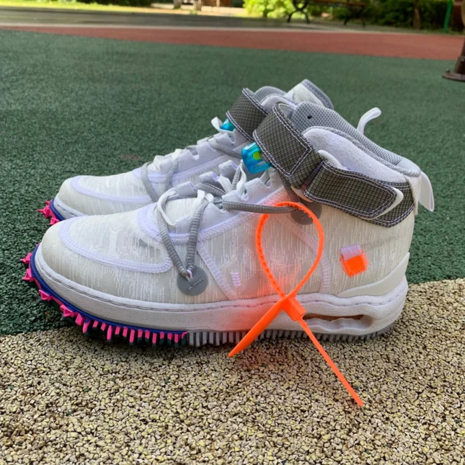 Off-White x Nike Air Force 1 Mid White DO6290-1