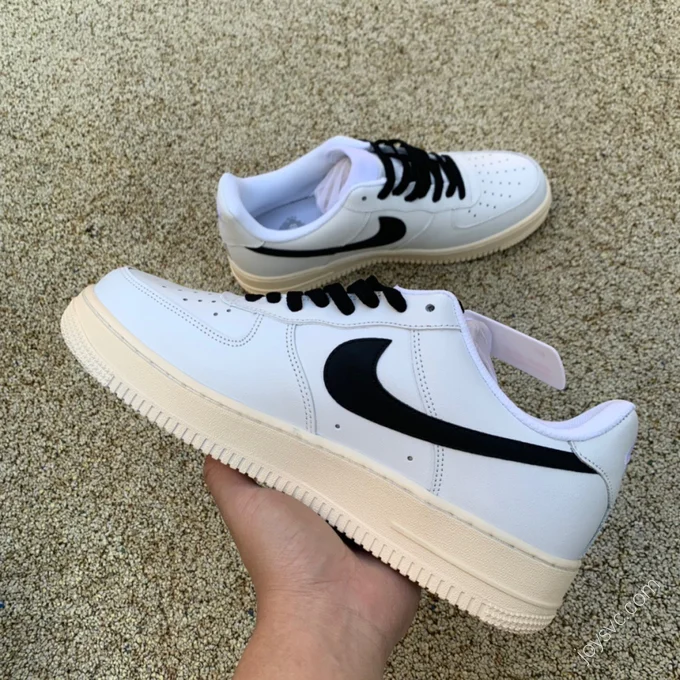 Nike AF1 Low Valentine's Day Black White Sneakers