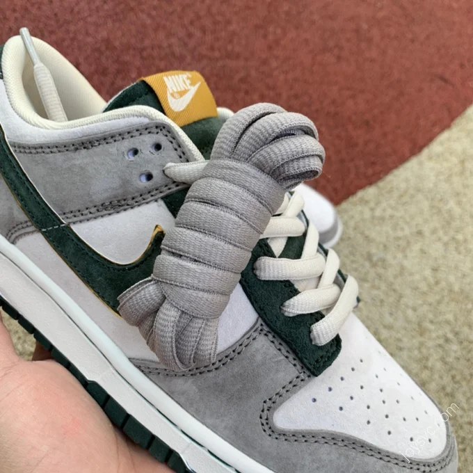 Katsuhiro Otomo x Nike Dunk Low White Grey Green LF0039-011