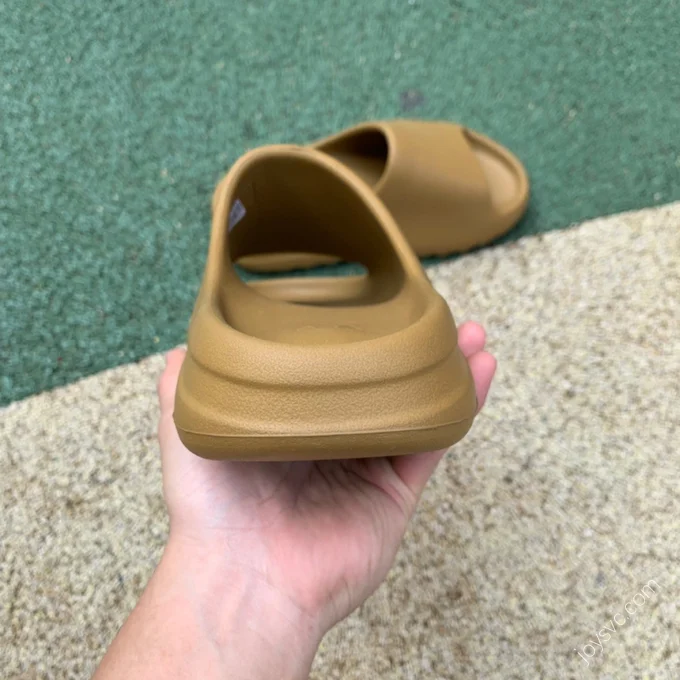 Adidas Yeezy Slide Brown GW1931