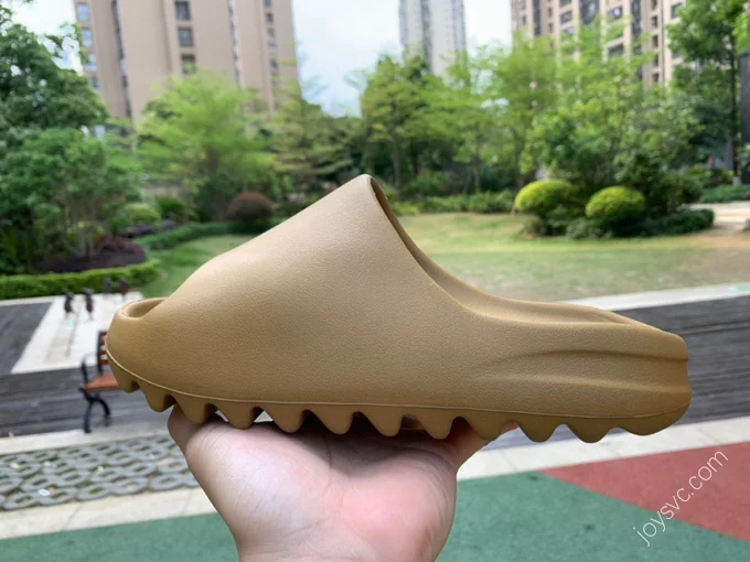 Adidas Yeezy Slide Brown GW1931