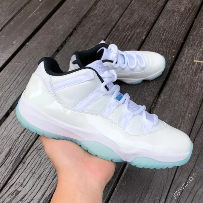 Air Jordan 11 Low 