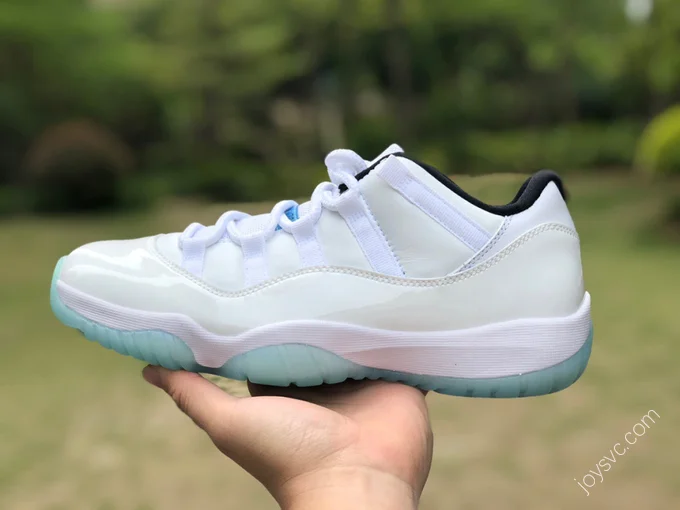 Air Jordan 11 Low 