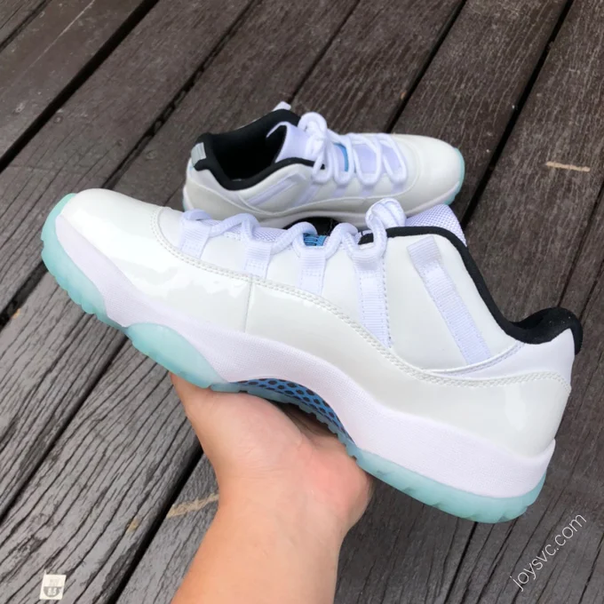 Air Jordan 11 Low 