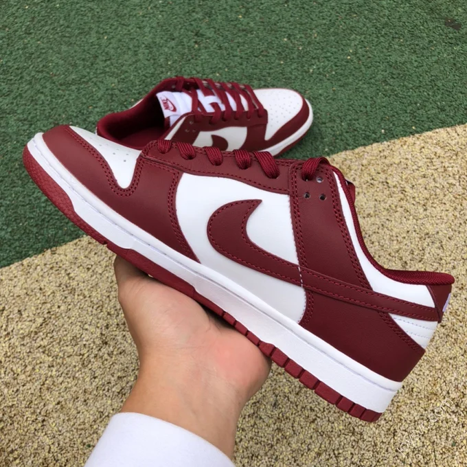 Nike Dunk Low Retro 