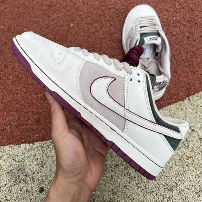 Katsuhiro Otomo x Nike Dunk Low Beige Purple LF0039-013