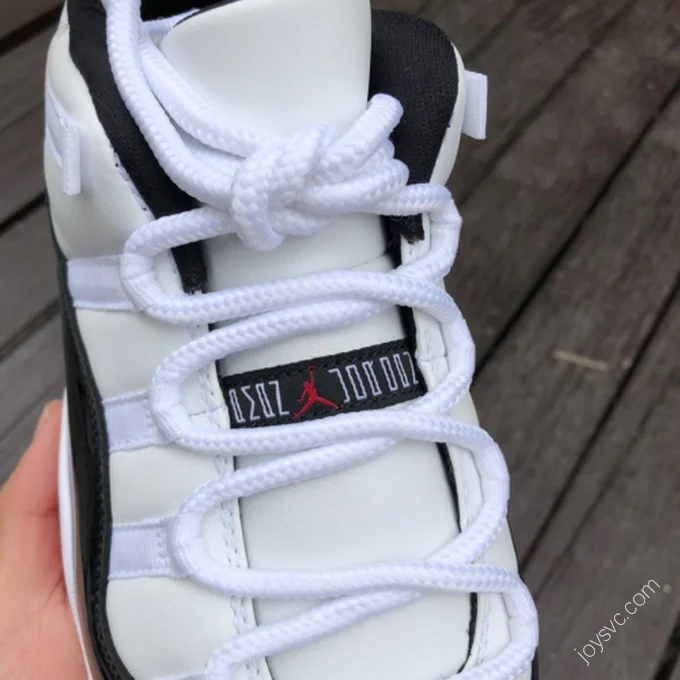 Air Jordan 11 Low 