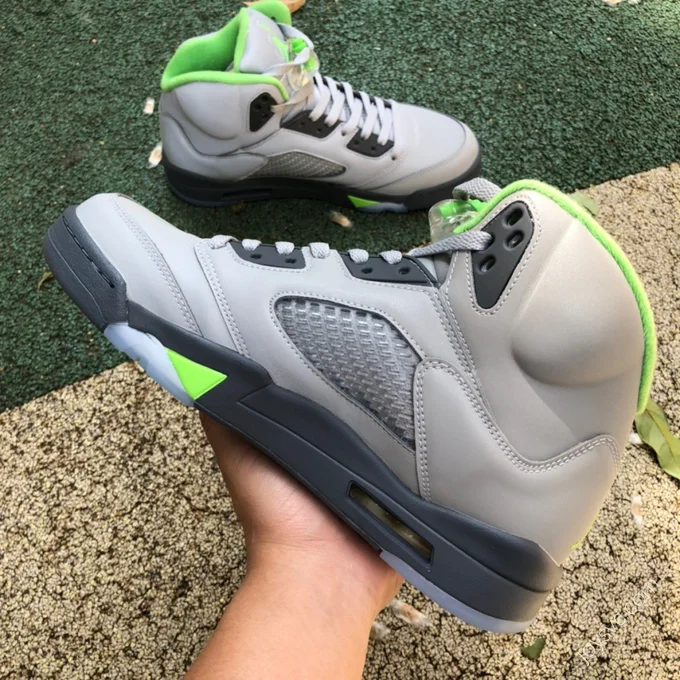 Air Jordan 5 