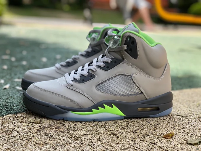 Air Jordan 5 