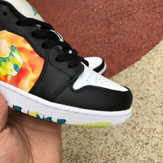 Air Jordan 1 Low Tie-Dye Women's Low-Top Sneaker DJ6252-038