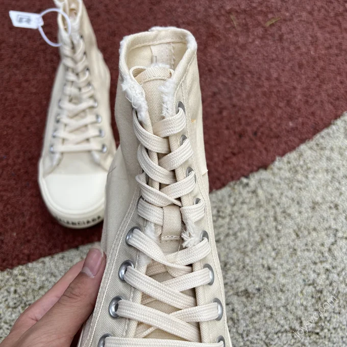 Balenciaga Paris High Beige