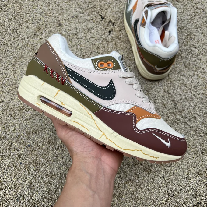 Nike Air Max 1 Premium 