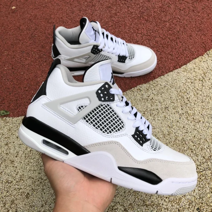 Air Jordan 4 Retro 