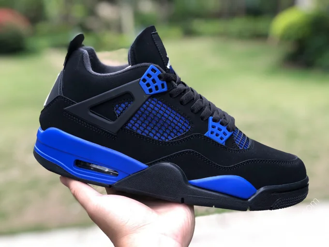 Air Jordan 4 Retro 