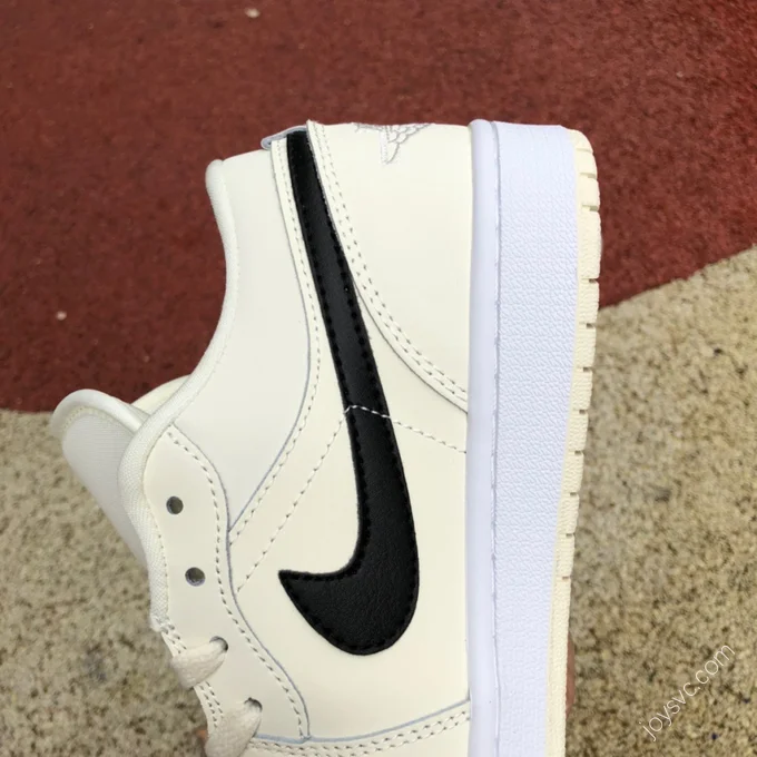 Air Jordan 1 Coconut Milk Low-Top Sneaker DC0774-121