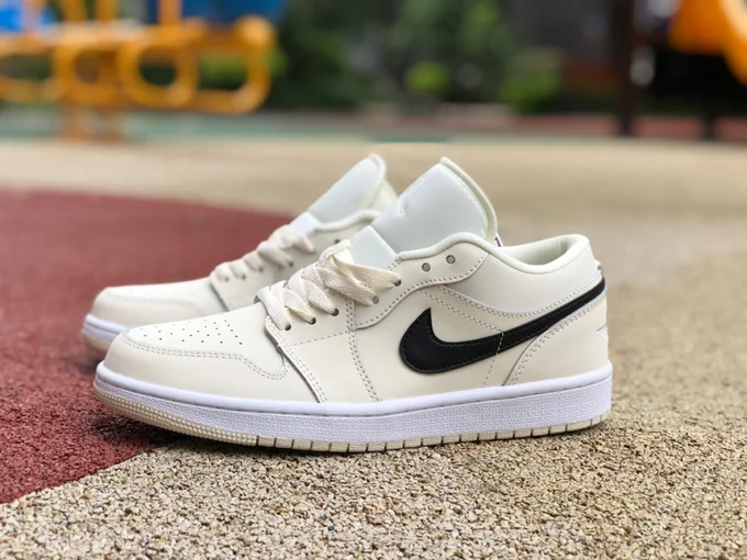 Air Jordan 1 Coconut Milk Low-Top Sneaker DC0774-121