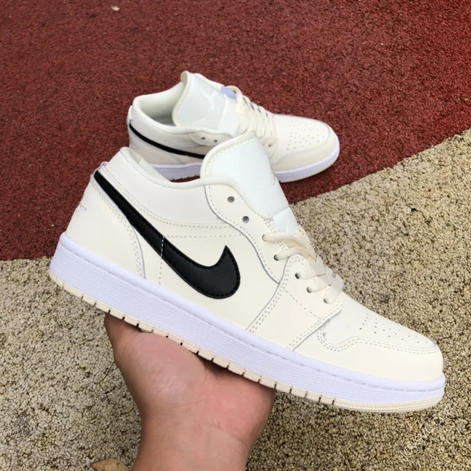 Air Jordan 1 Coconut Milk Low-Top Sneaker DC0774-121