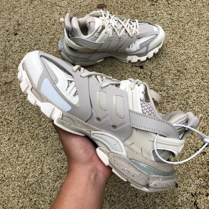 Balenciaga Triple S Grey White