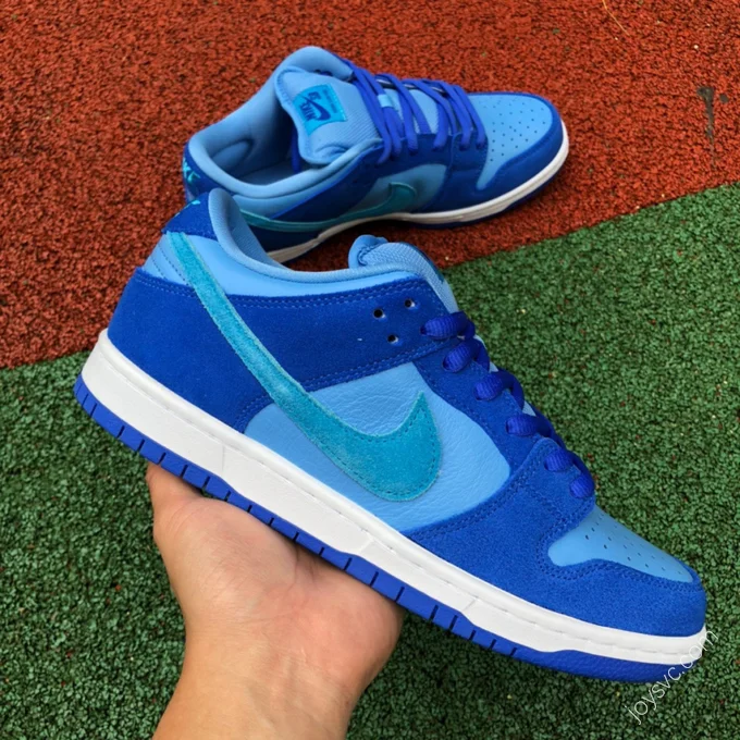 Nike SB Dunk Low 