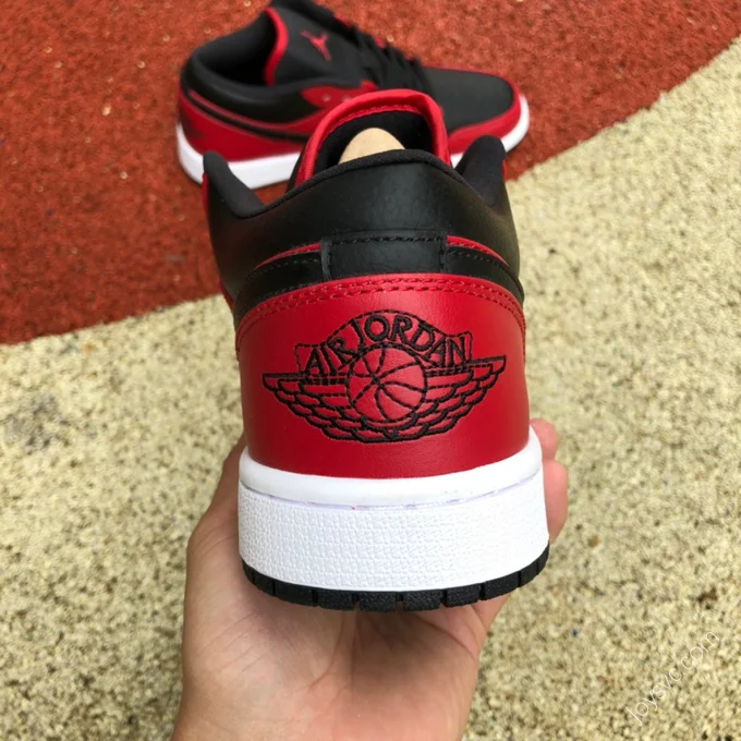 Air Jordan 1 Low 