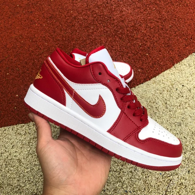 Air Jordan 1 Low White Red Sneakers 553560-607