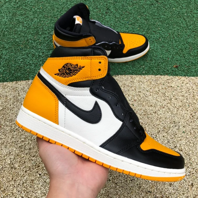 Air Jordan 1 High OG Yellow Toe 555088-711