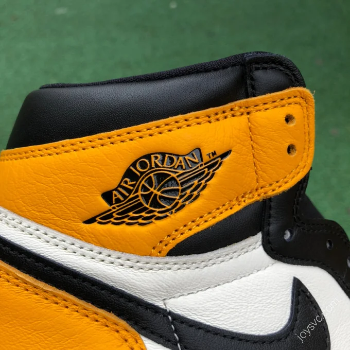 Air Jordan 1 High OG Yellow Toe 555088-711