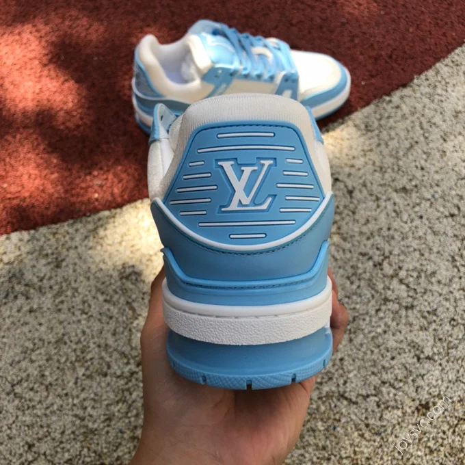 LOUIS VUITTON Trainer White Blue