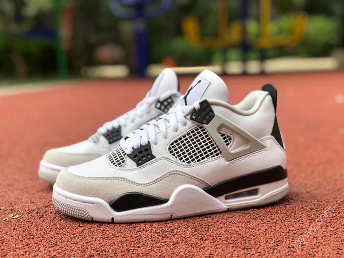 Air Jordan 4 Retro 