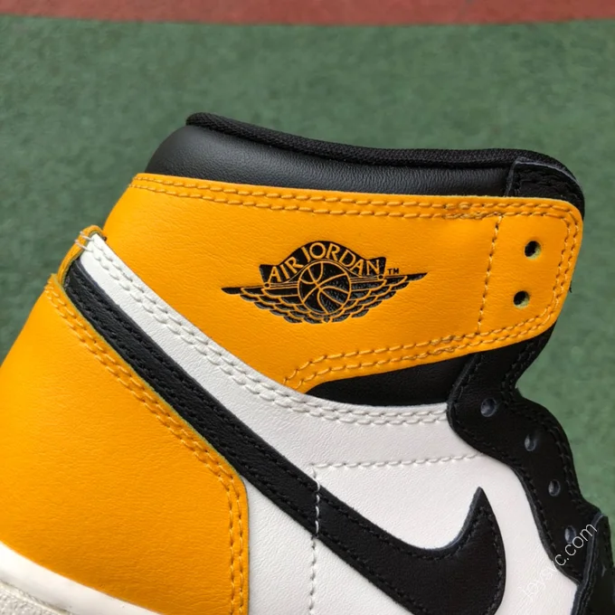 Air Jordan 1 High OG Yellow Toe 575441-711