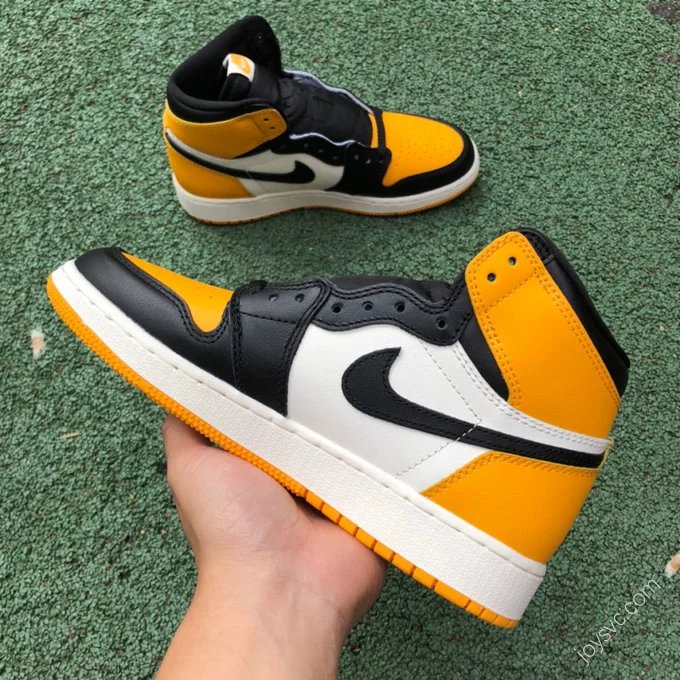 Air Jordan 1 High OG Yellow Toe 575441-711