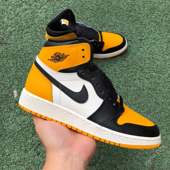 Air Jordan 1 High OG Yellow Toe 575441-711