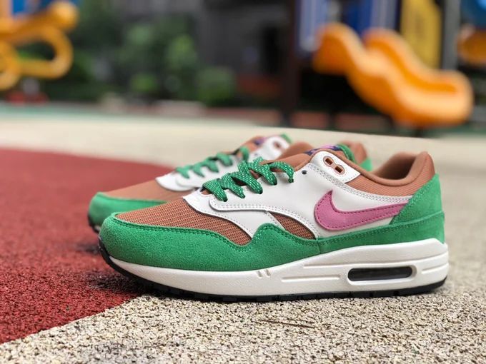 Nike Air Max 1 NH 