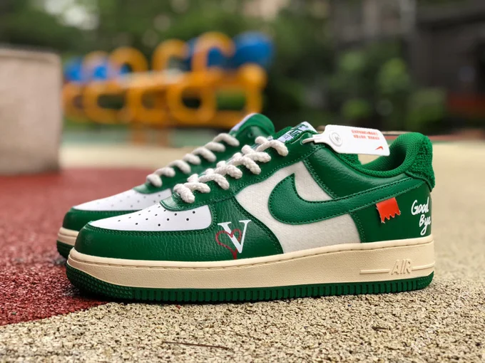 Nike Air Force 1 White/Green DO5220-131