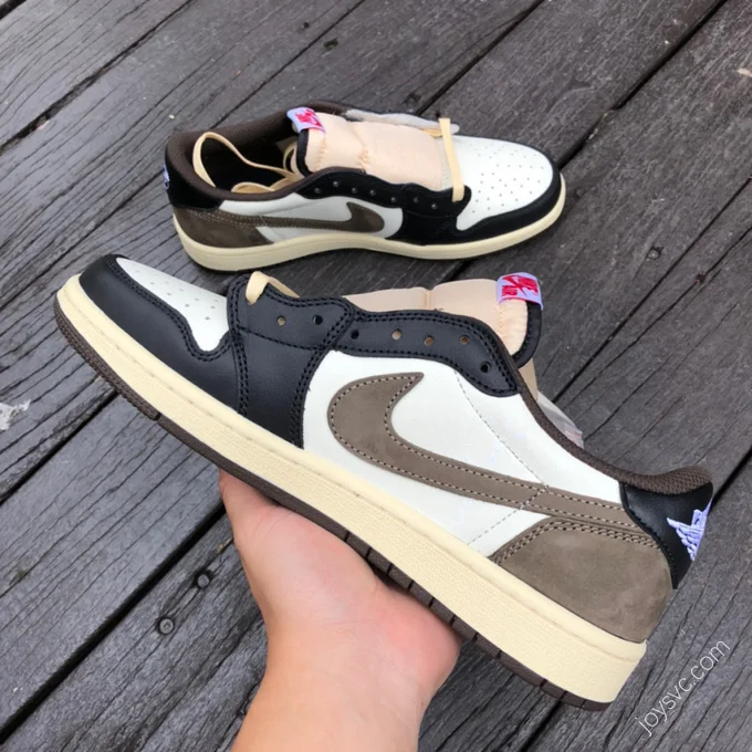 Travis Scott x Air Jordan 1 Low Brown Sneakers CQ4277-105