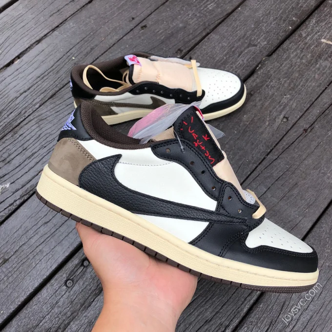 Travis Scott x Air Jordan 1 Low Brown Sneakers CQ4277-105