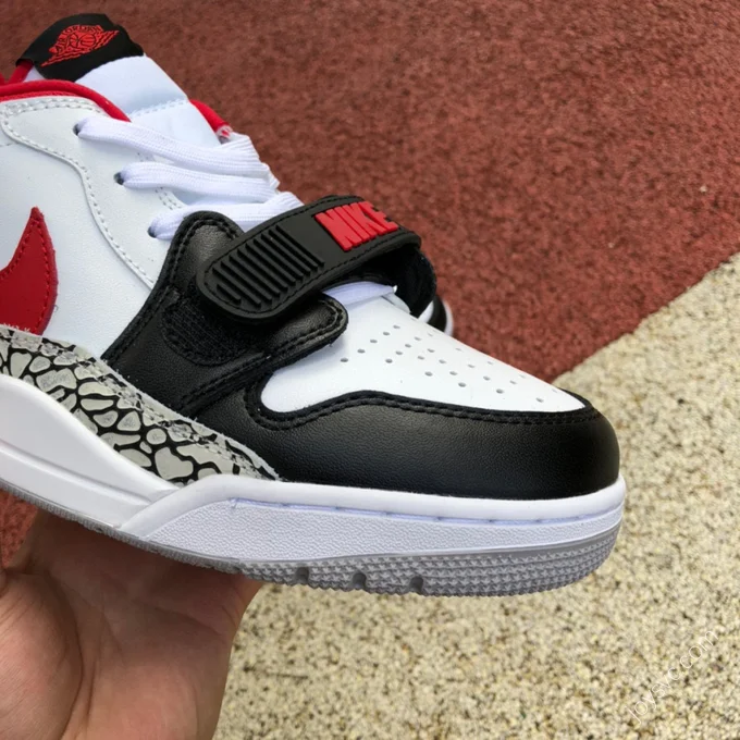 Nike Air Jordan Legacy 312 White Black Red Low Low-Top Sneaker CD7069-160