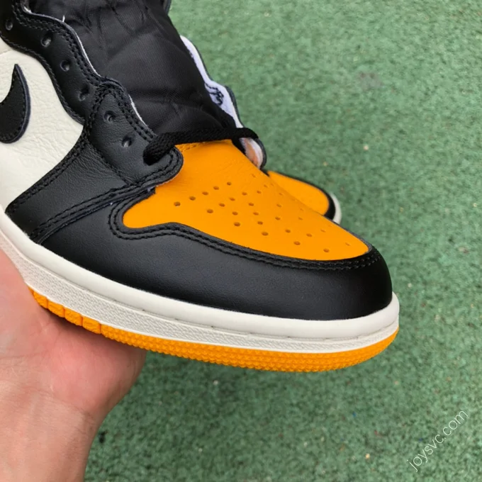 Air Jordan 1 High OG Yellow Toe 555088-711