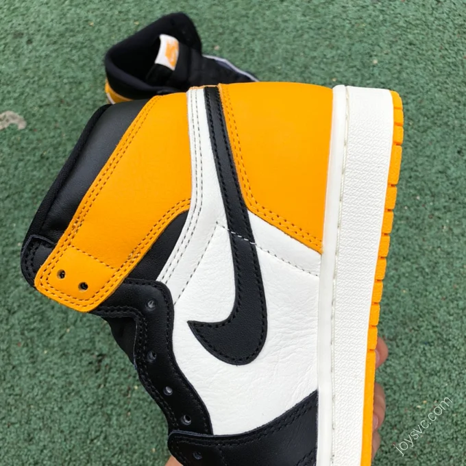 Air Jordan 1 High OG Yellow Toe 555088-711