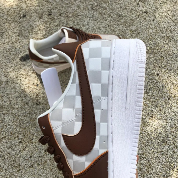 Nike Air Force 1 '07 LV Collab White/Brown DC8877-200