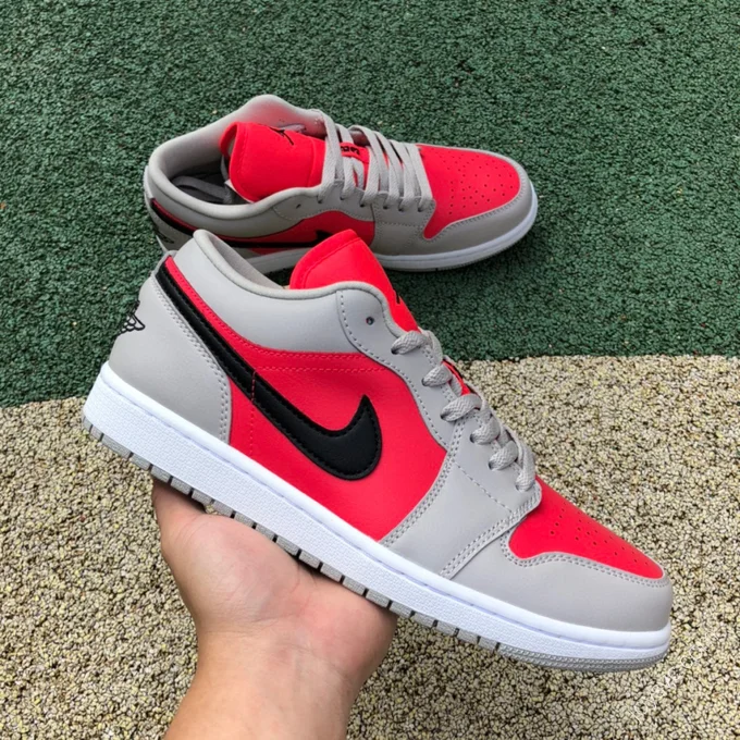 Air Jordan 1 Low 