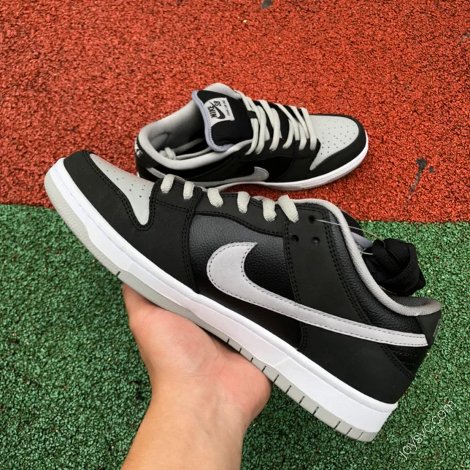 Nike SB Dunk Low 