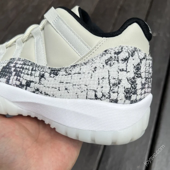 Air Jordan 11 