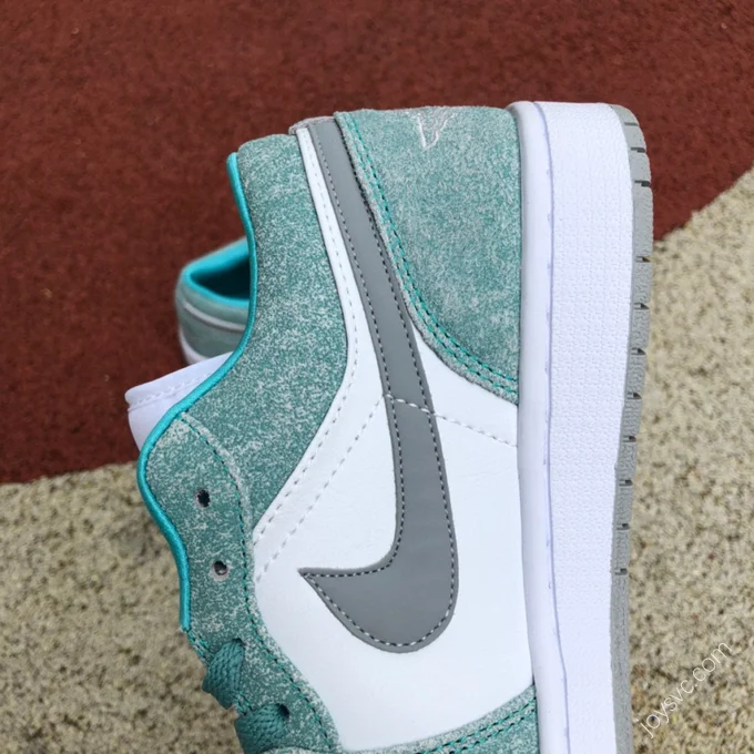 Air Jordan 1 Low New Emerald DN3705-301