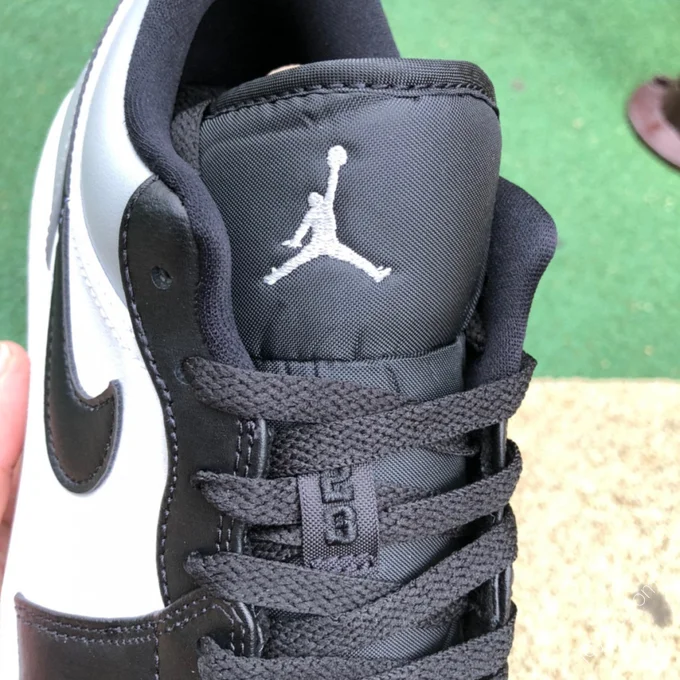 Air Jordan 1 Low Shadow Toe 553558-052