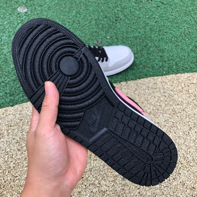 Air Jordan 1 Low White Black Pink Sneakers 553558-062